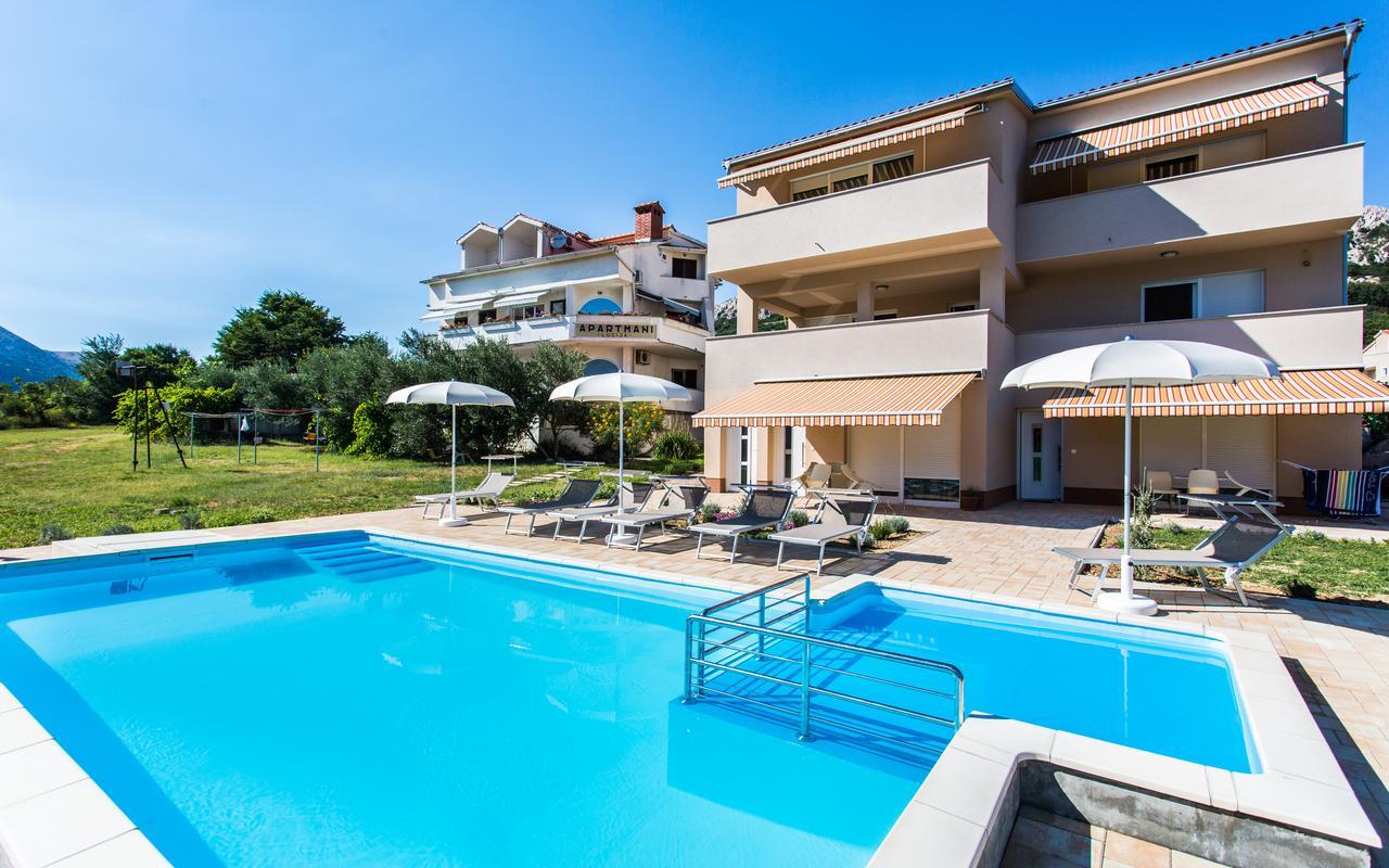 Apartments Viktorija 2 Башка Экстерьер фото