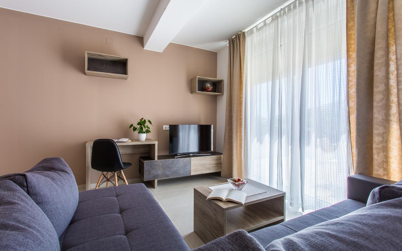 Apartments Viktorija 2 Башка Экстерьер фото