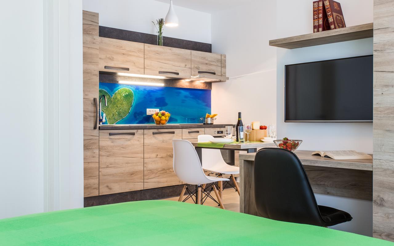 Apartments Viktorija 2 Башка Экстерьер фото