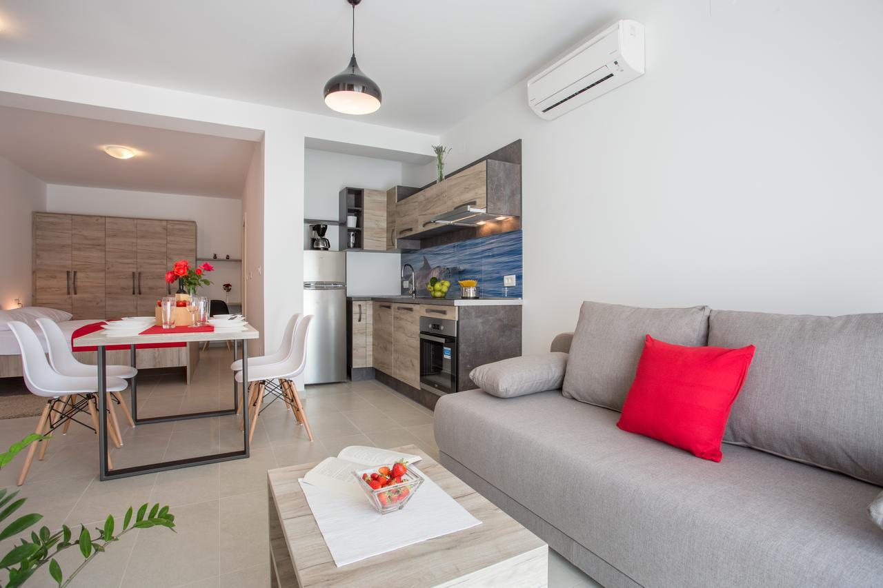 Apartments Viktorija 2 Башка Экстерьер фото